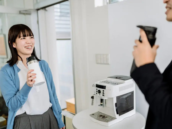 会社のみんなが優しく、フラットに話してくれる