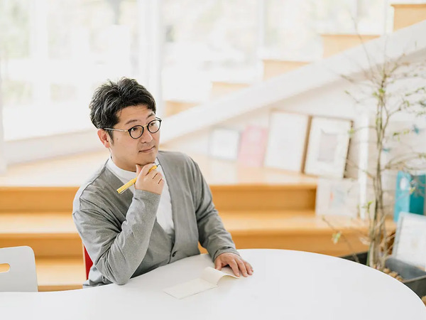 平日は仕事に専念して、土日はパパ業！